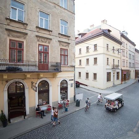 Апартаменти На Вірменській3 З 2Спальні Та Кухня Lvov Exteriér fotografie